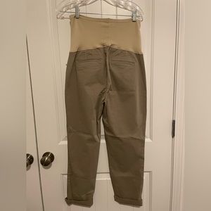 Gap maternity khaki capris size 10 NWT